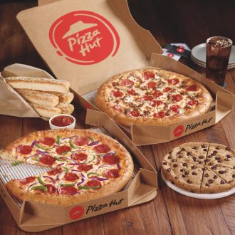 Pizza Huy paper packaging